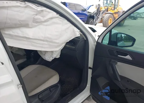 2019 Volkswagen Tiguan 2.0T S z USA, uszkodzony, nr VIN 3VV1B7AXXKM050067